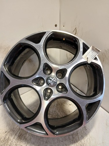 Alfa romeo tonale alloy wheel - alfa,